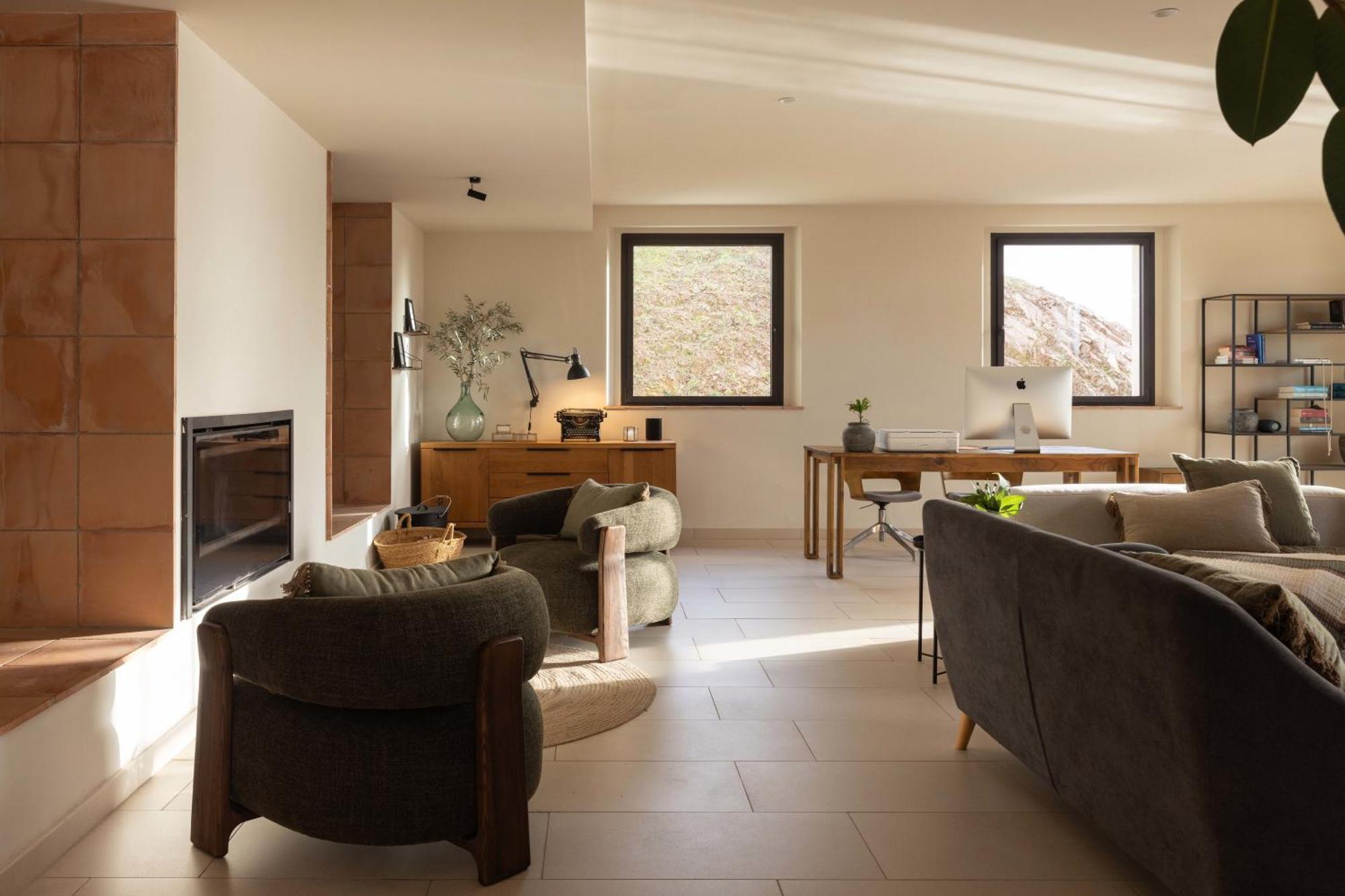 Can Bufi Espectacular Casa Con Piscina Interior 利亚戈斯特拉 外观 照片