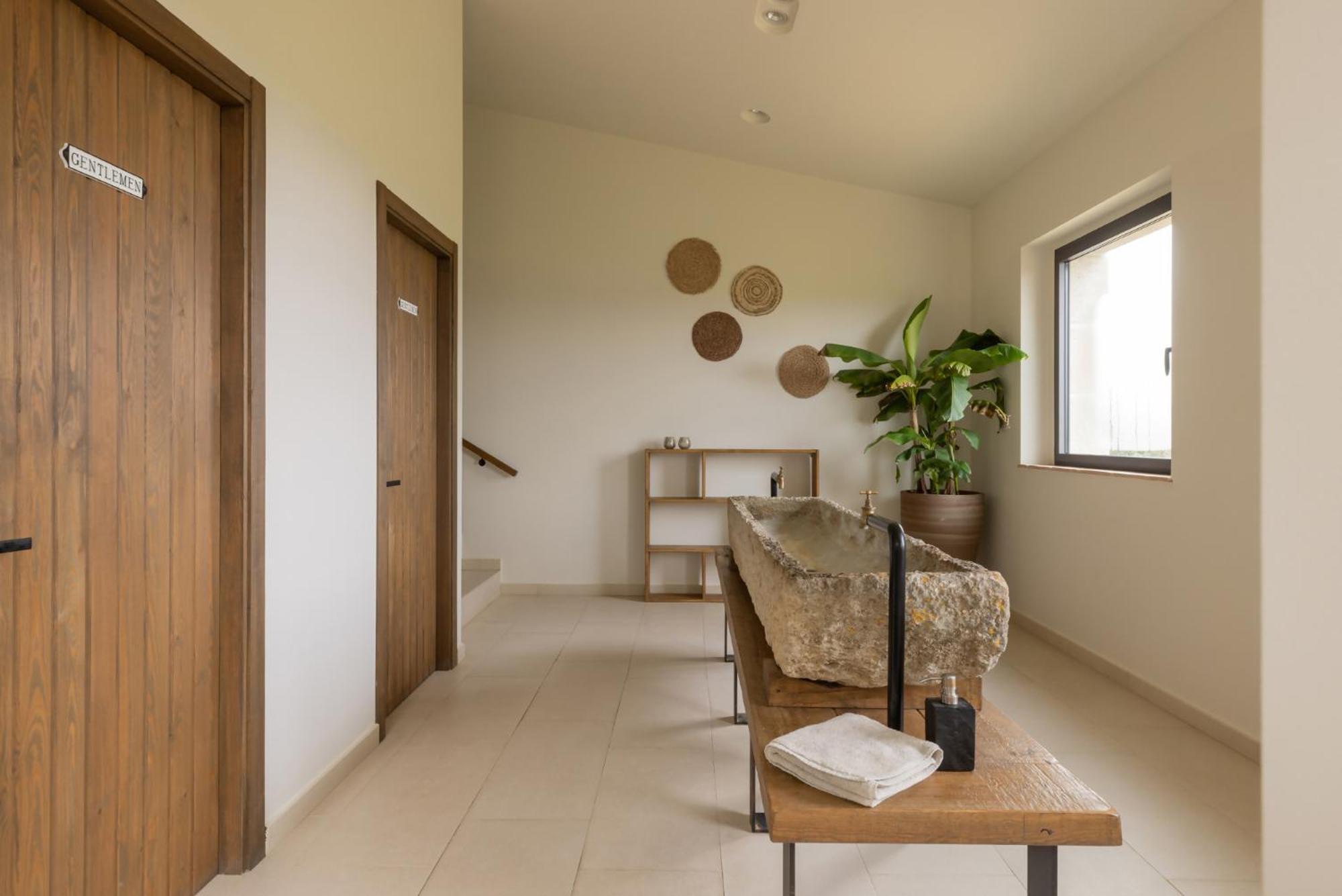 Can Bufi Espectacular Casa Con Piscina Interior 利亚戈斯特拉 外观 照片