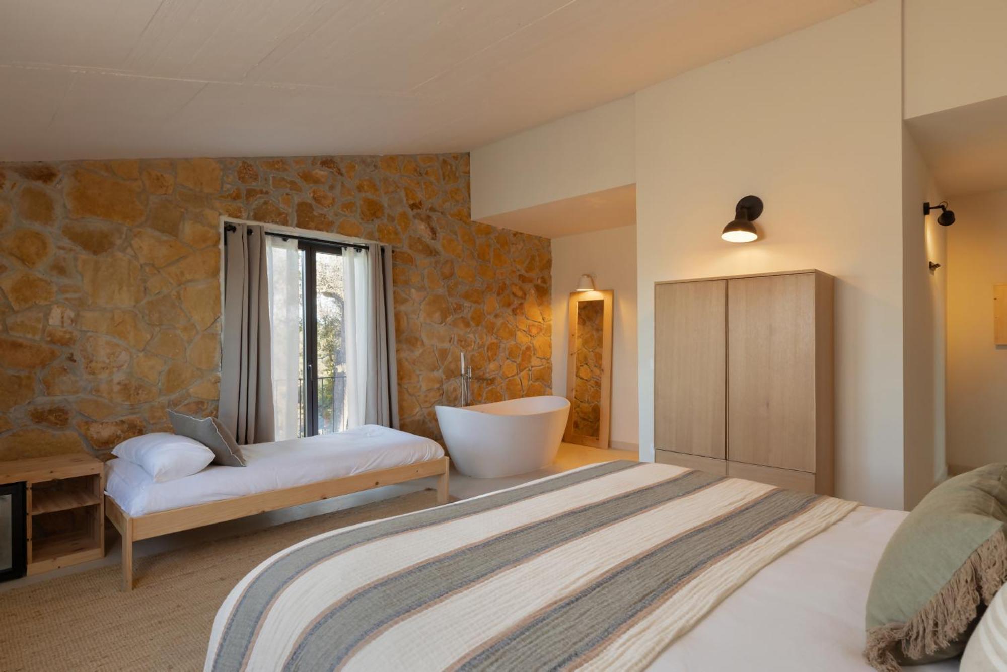 Can Bufi Espectacular Casa Con Piscina Interior 利亚戈斯特拉 外观 照片