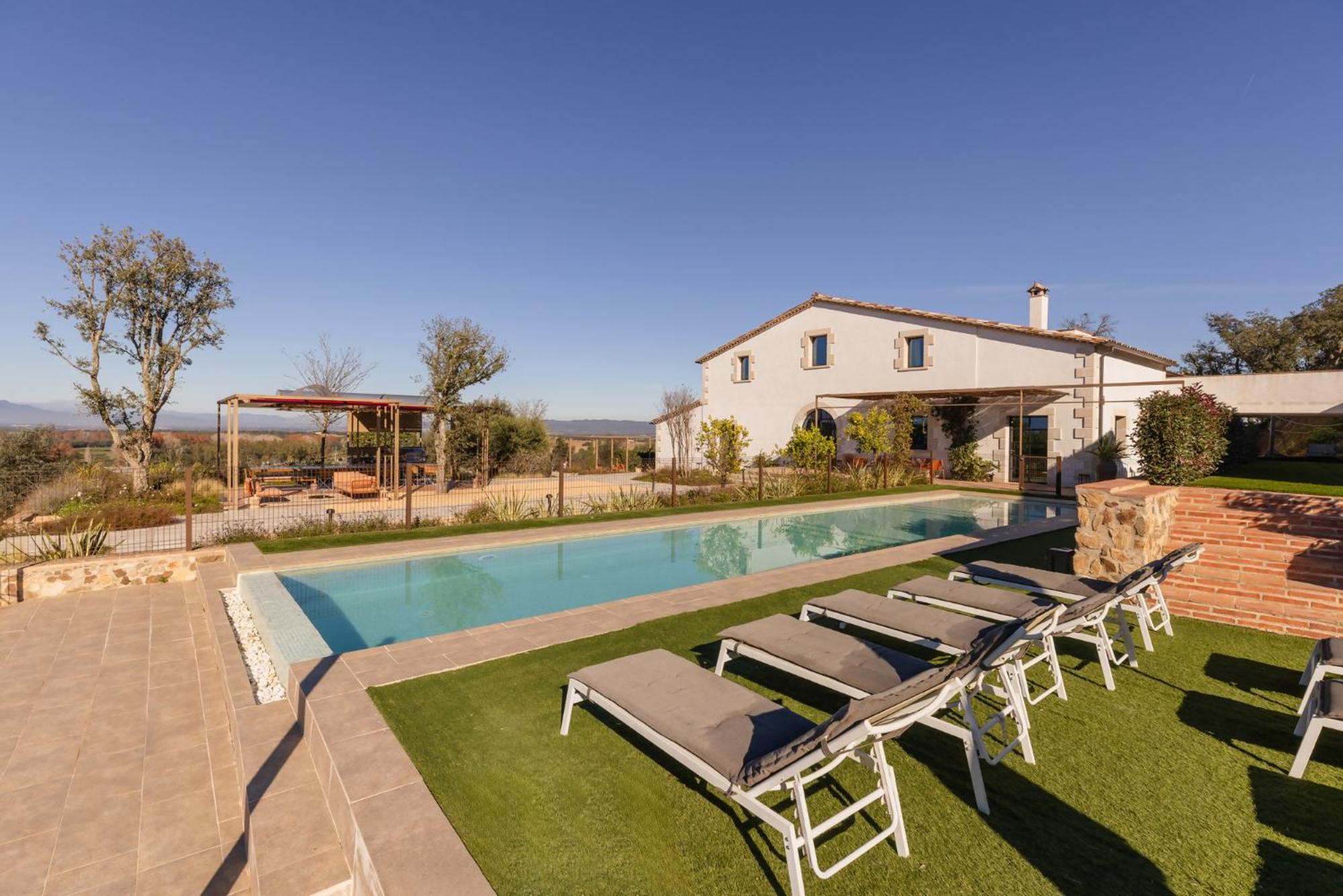 Can Bufi Espectacular Casa Con Piscina Interior 利亚戈斯特拉 外观 照片